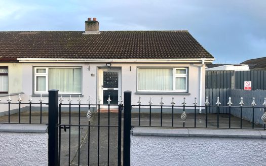 For Sale – 3 Bed Semi Detached Bungalow with large garage suitable for small enterprise