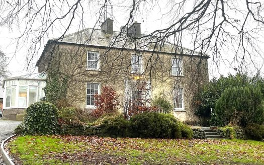 To Let – 4 Bedroom Detached Period Country Residenc