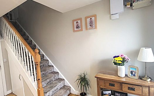 2 Bed End of Terrace
